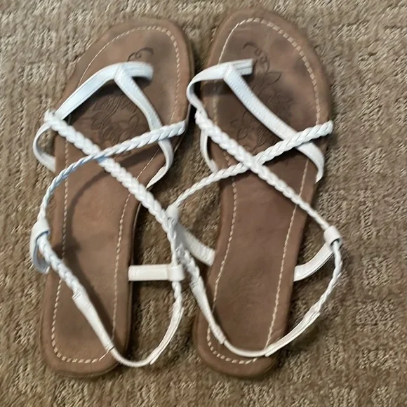 Sandals - Picture 6 of 10
